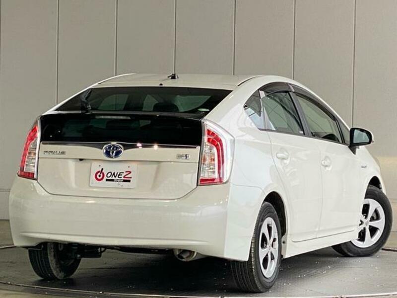 PRIUS-1