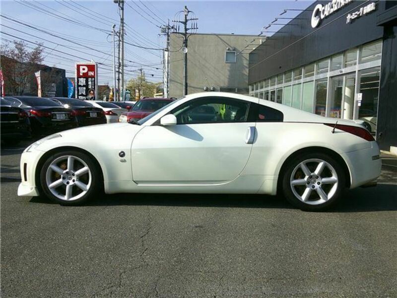 FAIRLADY Z-9