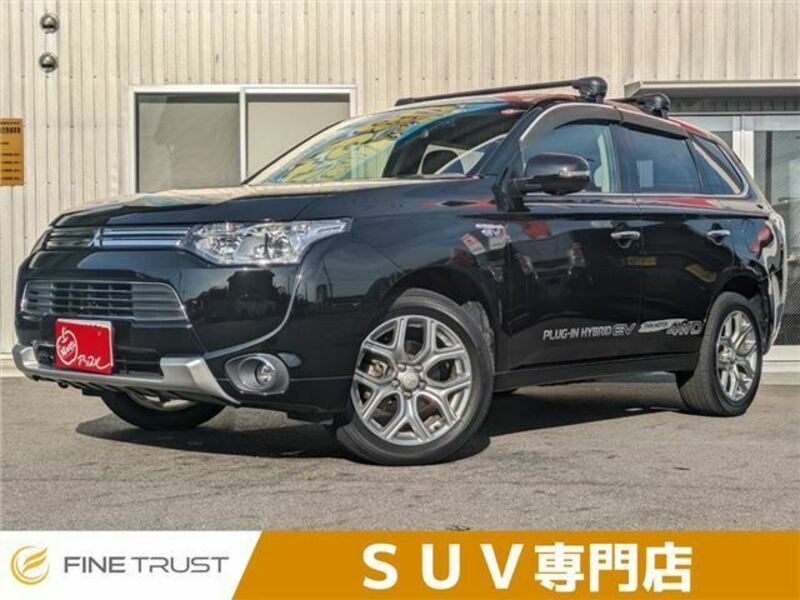 MITSUBISHI　OUTLANDER