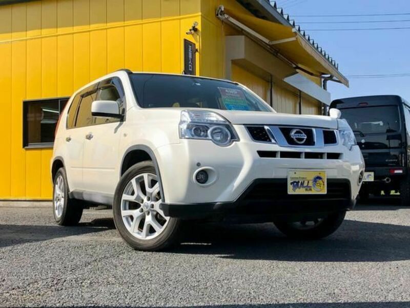 NISSAN　X-TRAIL