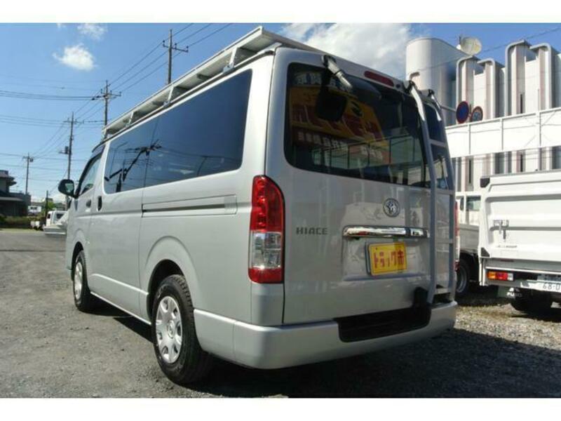 HIACE VAN-8