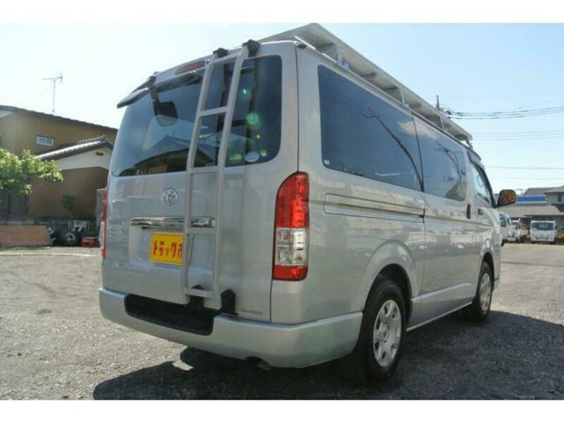 HIACE VAN-14