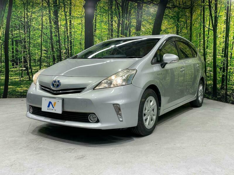 PRIUS ALPHA