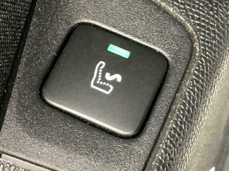 3008