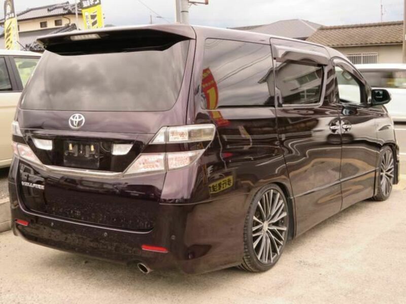 VELLFIRE-3