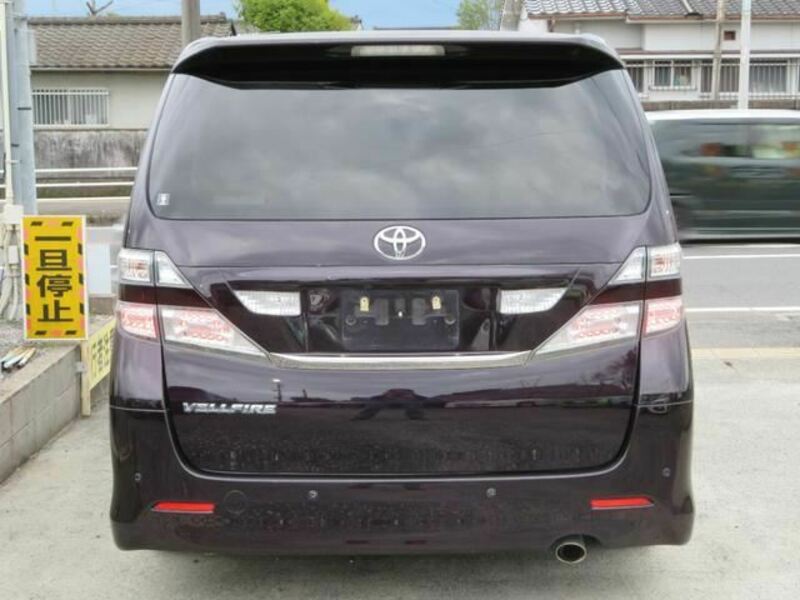 VELLFIRE-4