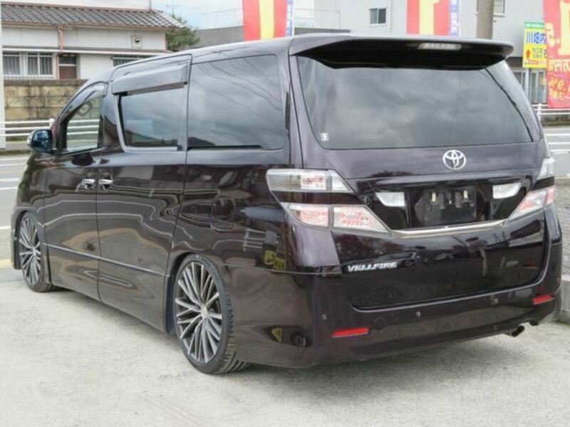 VELLFIRE-5