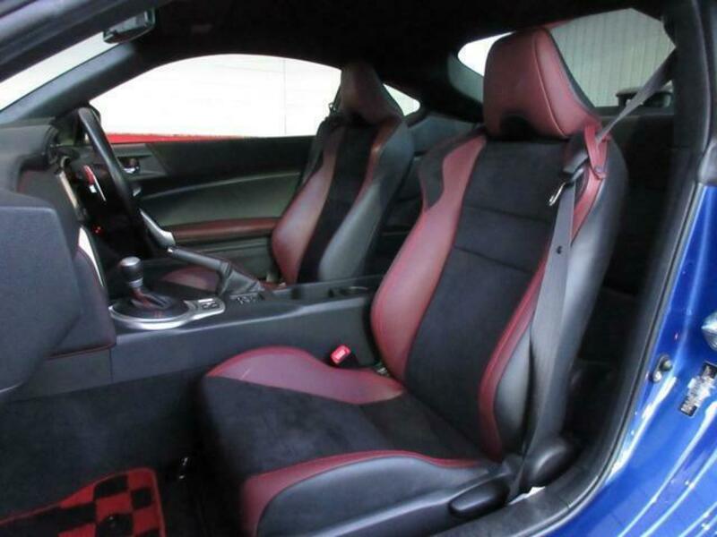 brz bucket seats