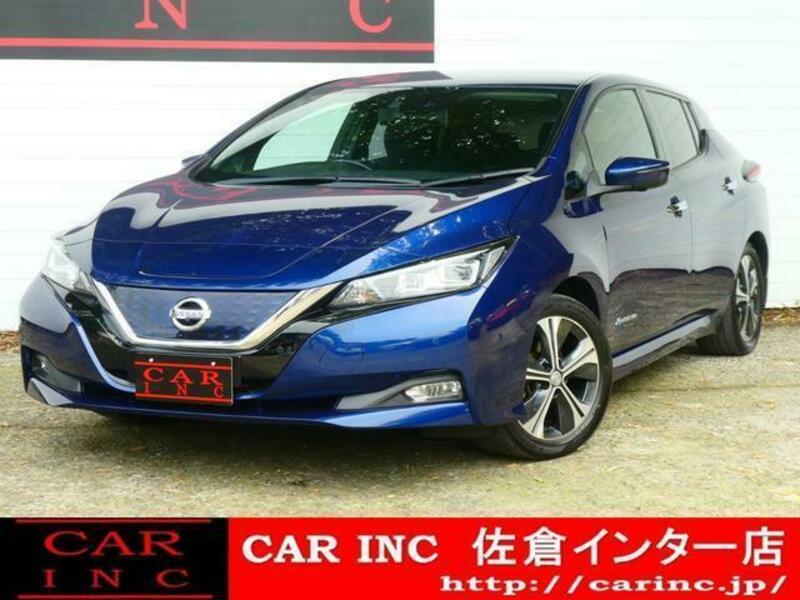 NISSAN　LEAF