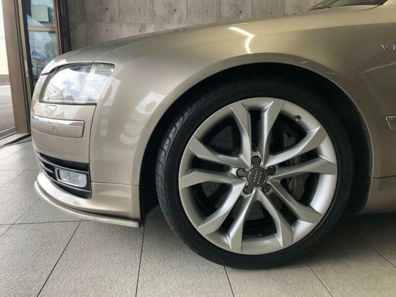 S8