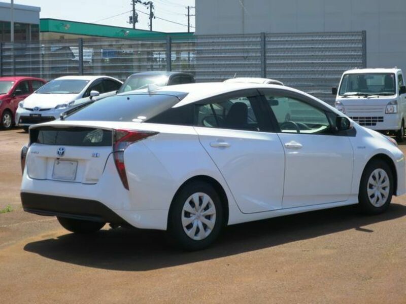 PRIUS-2