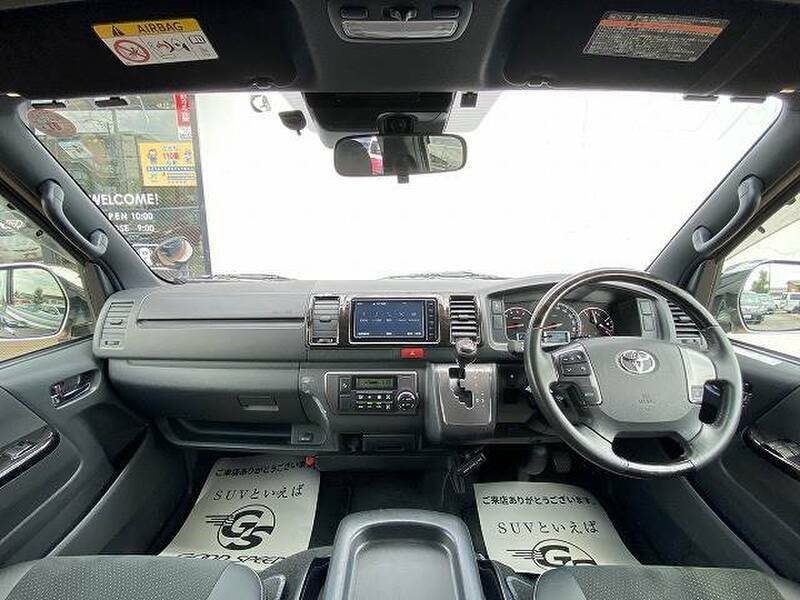 HIACE VAN