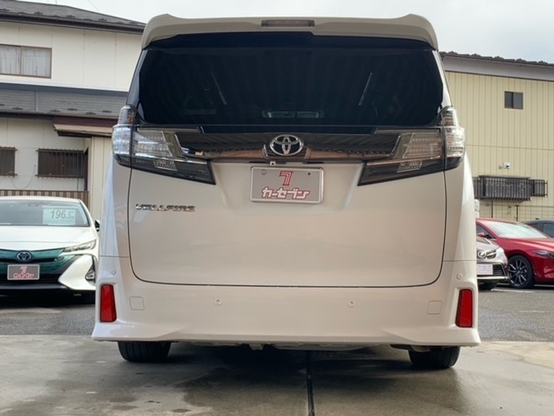 VELLFIRE-5