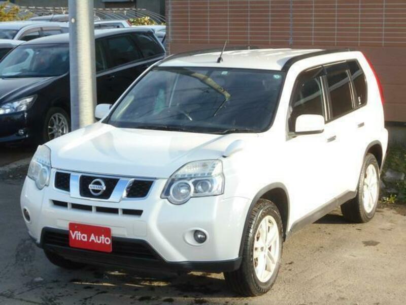 X-TRAIL