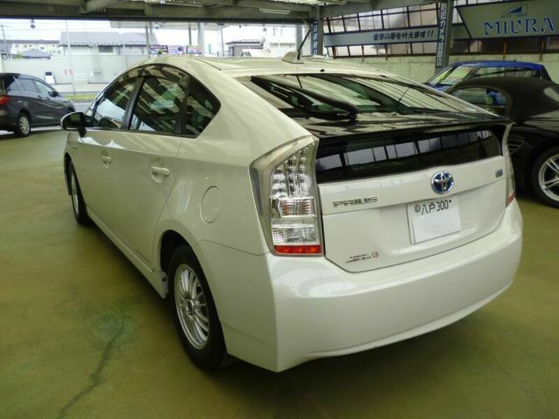 PRIUS-5