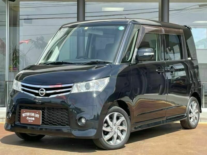 NISSAN　ROOX