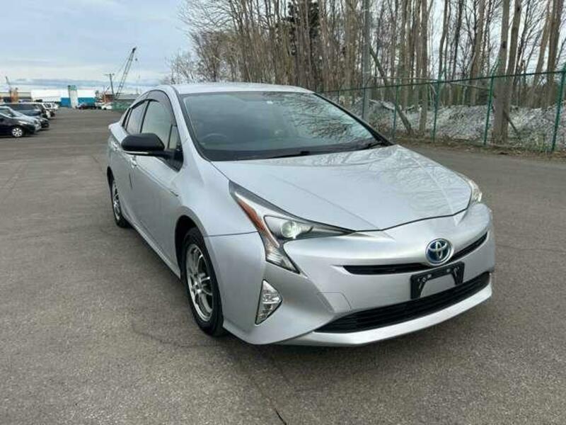 PRIUS-16