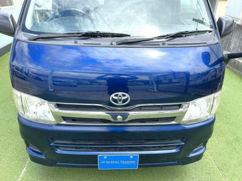 HIACE VAN-17