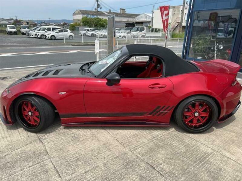 ROADSTER-3