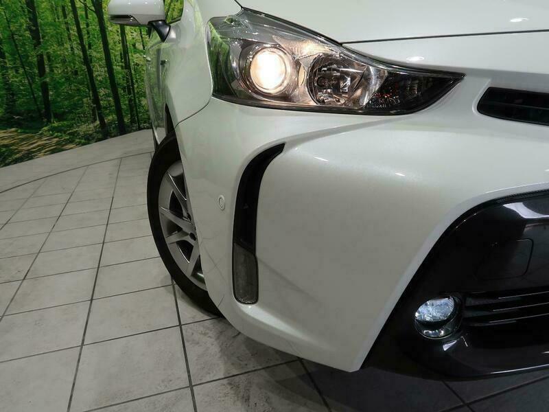 PRIUS ALPHA
