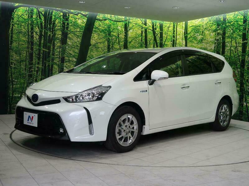 PRIUS ALPHA