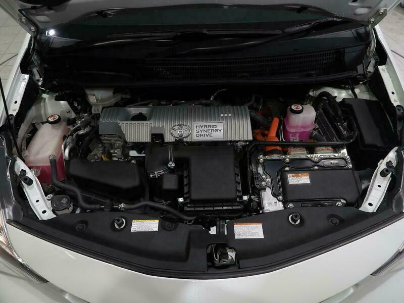PRIUS ALPHA