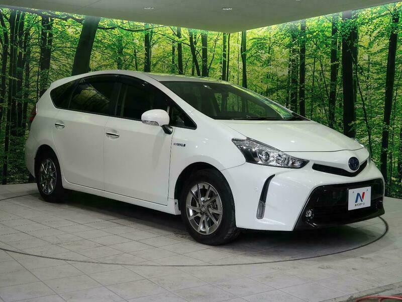 PRIUS ALPHA