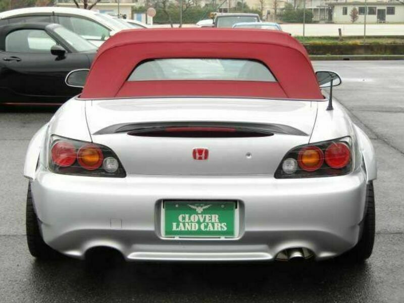 S2000-8