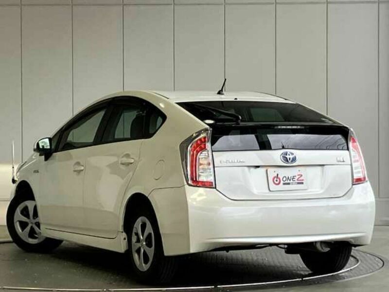 PRIUS-2