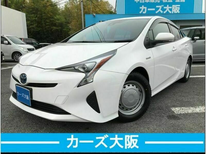 TOYOTA　PRIUS