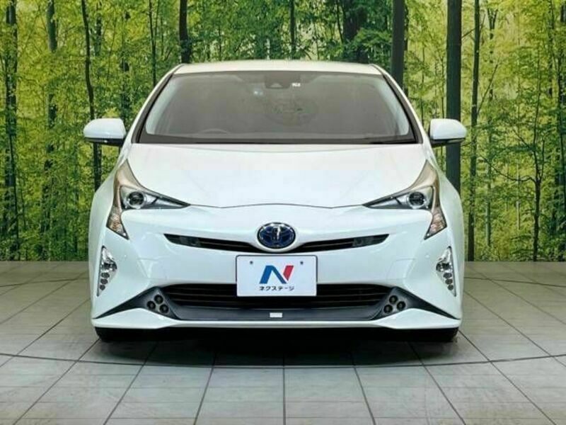 PRIUS-16