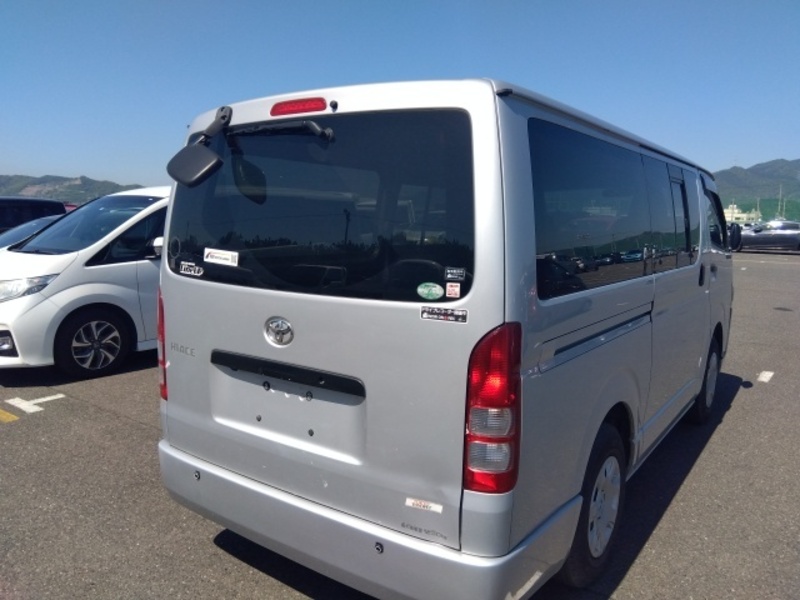 HIACE VAN-3