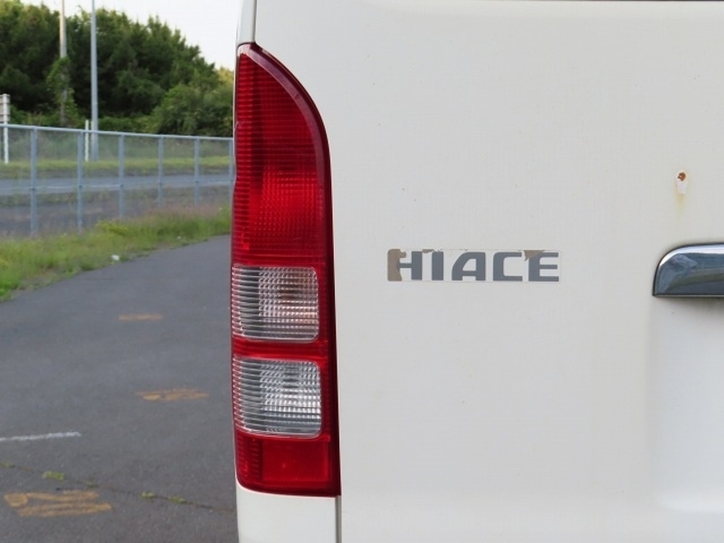 HIACE VAN-33