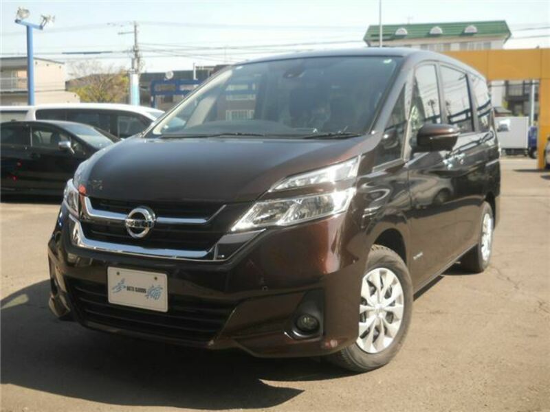 NISSAN　SERENA