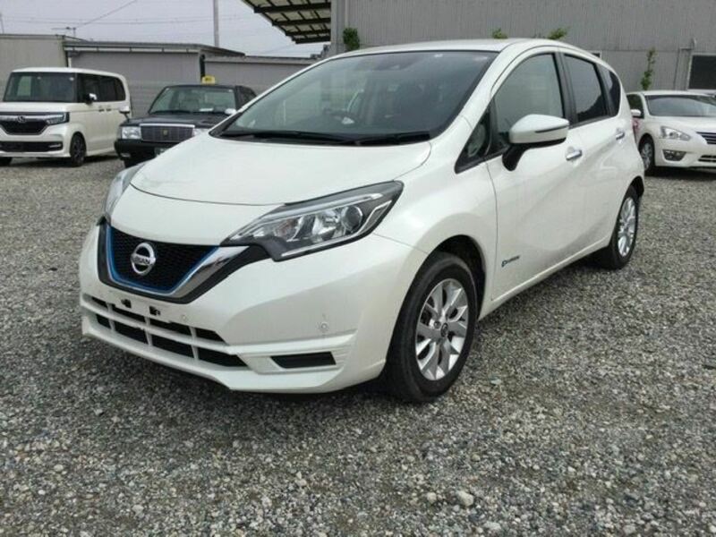 NISSAN　NOTE