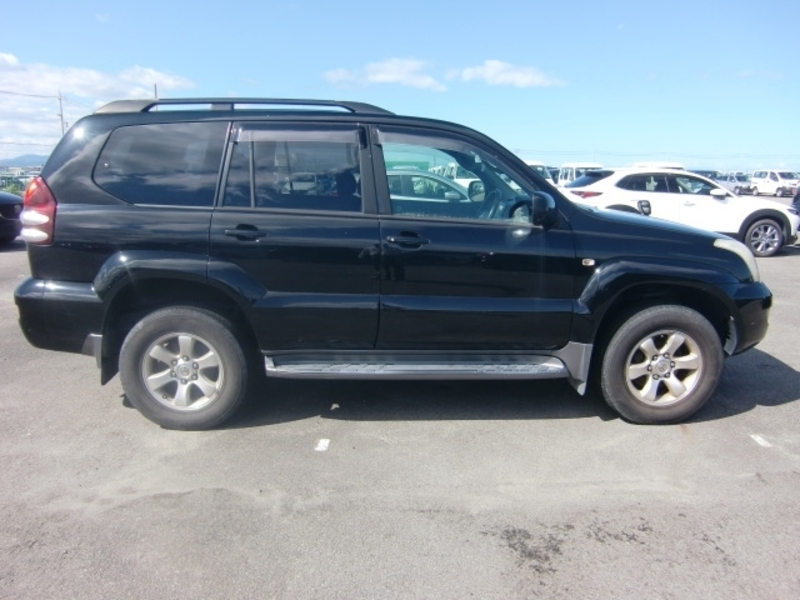 LAND CRUISER PRADO-39