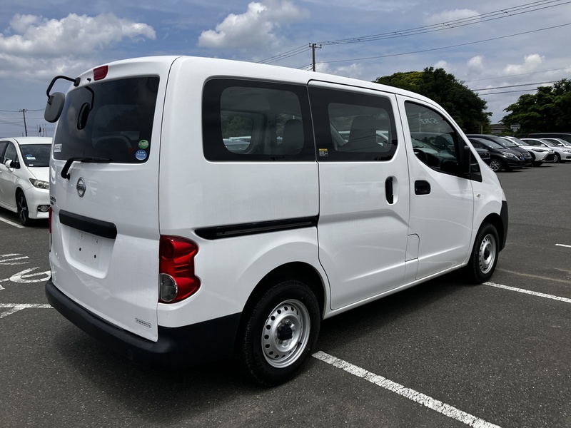 NV200 VANETTE-15