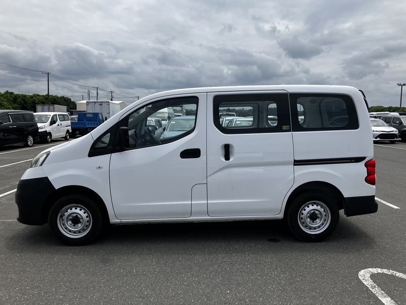 NV200 VANETTE-13