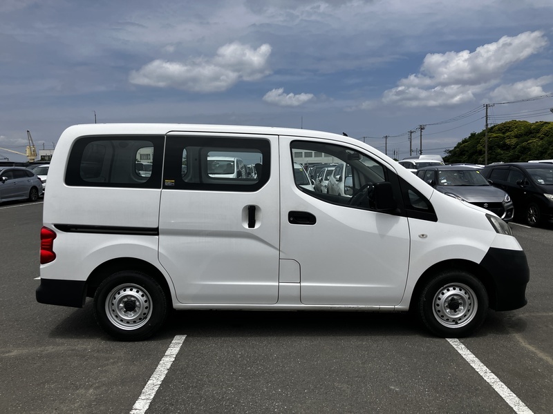 NV200 VANETTE-5