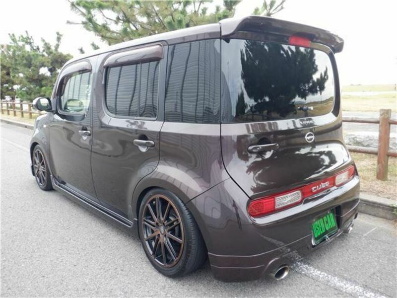 CUBE