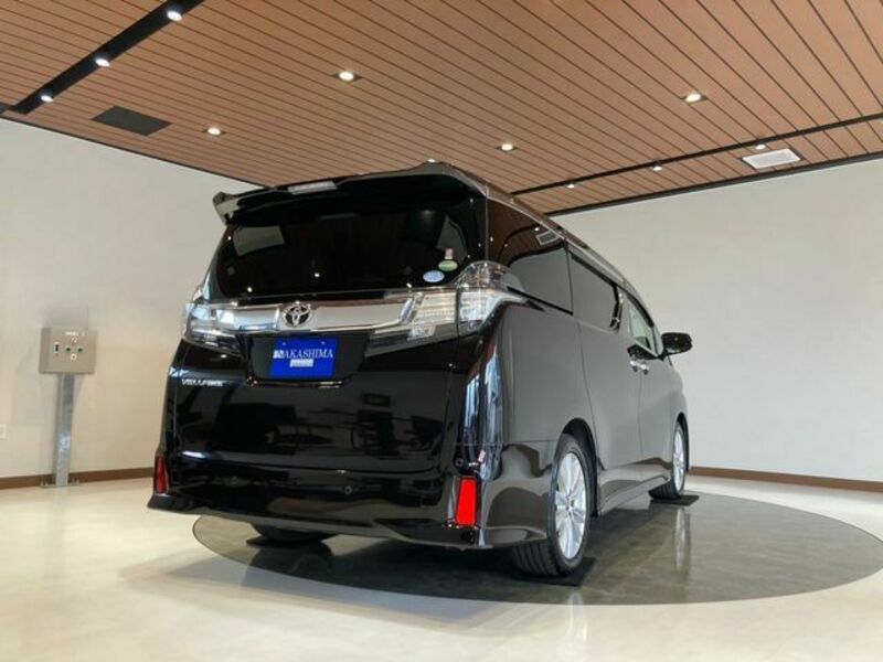 VELLFIRE-2