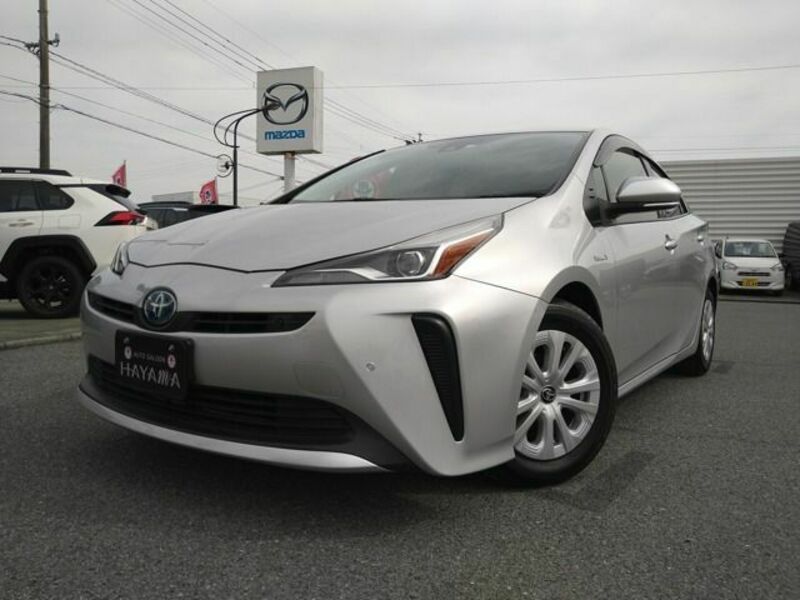 TOYOTA　PRIUS