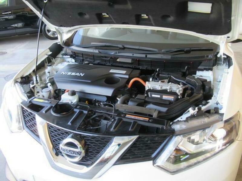 X-TRAIL