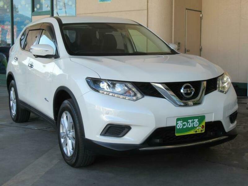 X-TRAIL
