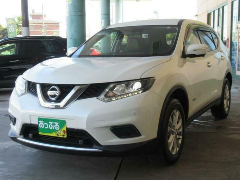 X-TRAIL