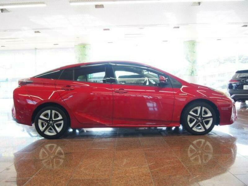 PRIUS-3