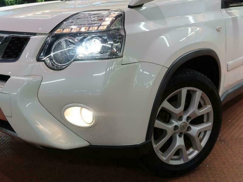 X-TRAIL