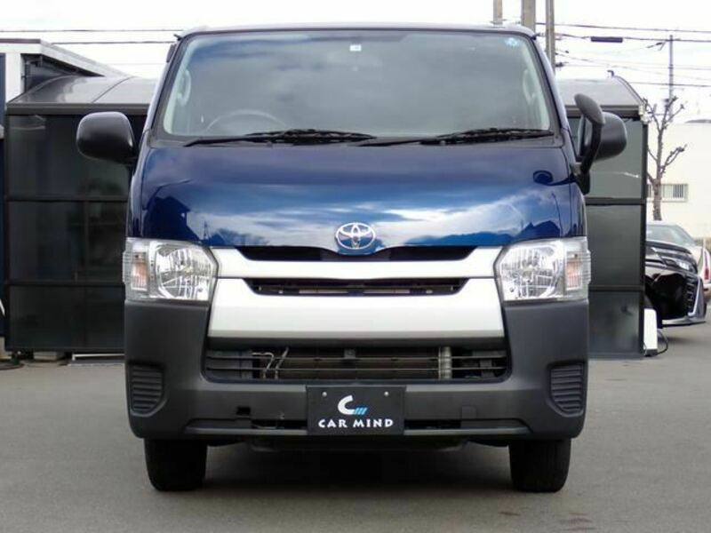 HIACE VAN-1