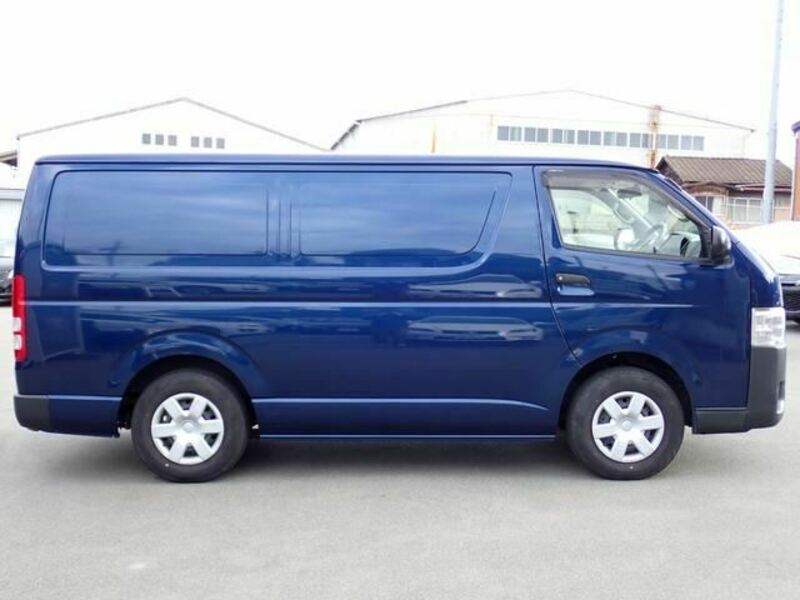 HIACE VAN-3