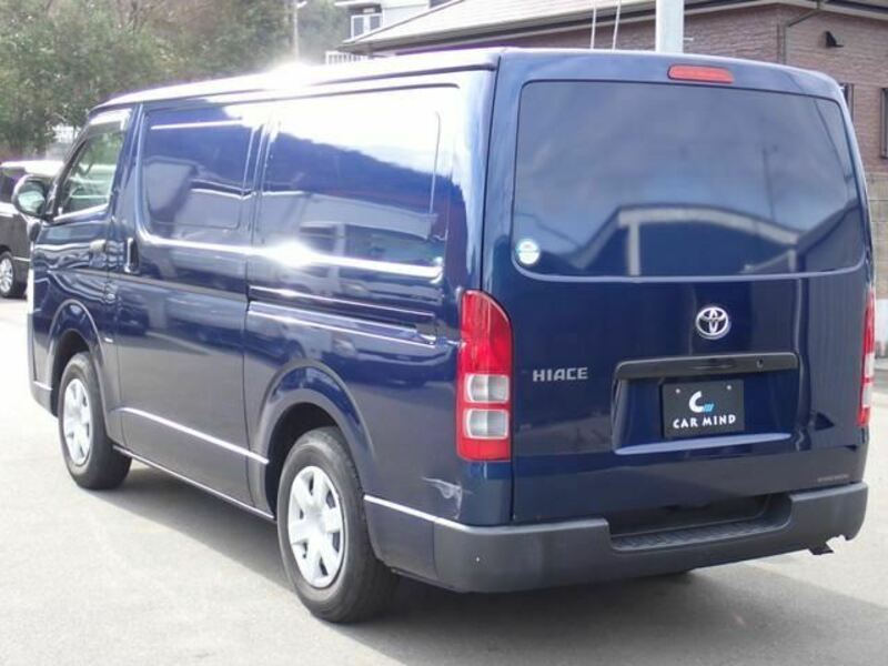 HIACE VAN-8